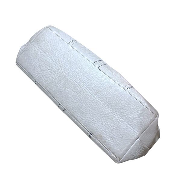 Coach Y2K Hamilton White Pebbled Leather Tote Bag with Black Straps A0972-F13083 - Picture 7 of 7